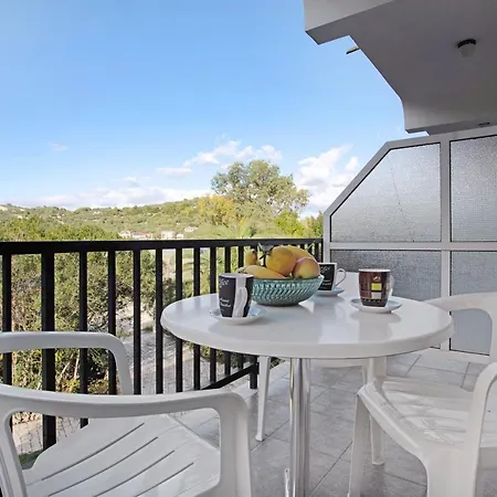 Dolphin Sea View 11
