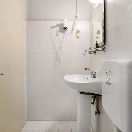 Dolphin Sea View 11 *