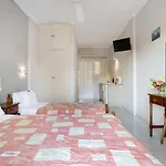 Dolphin Sea View 11 *