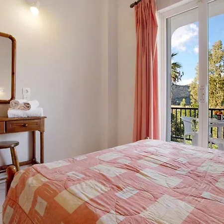 Dolphin Sea View 11 *